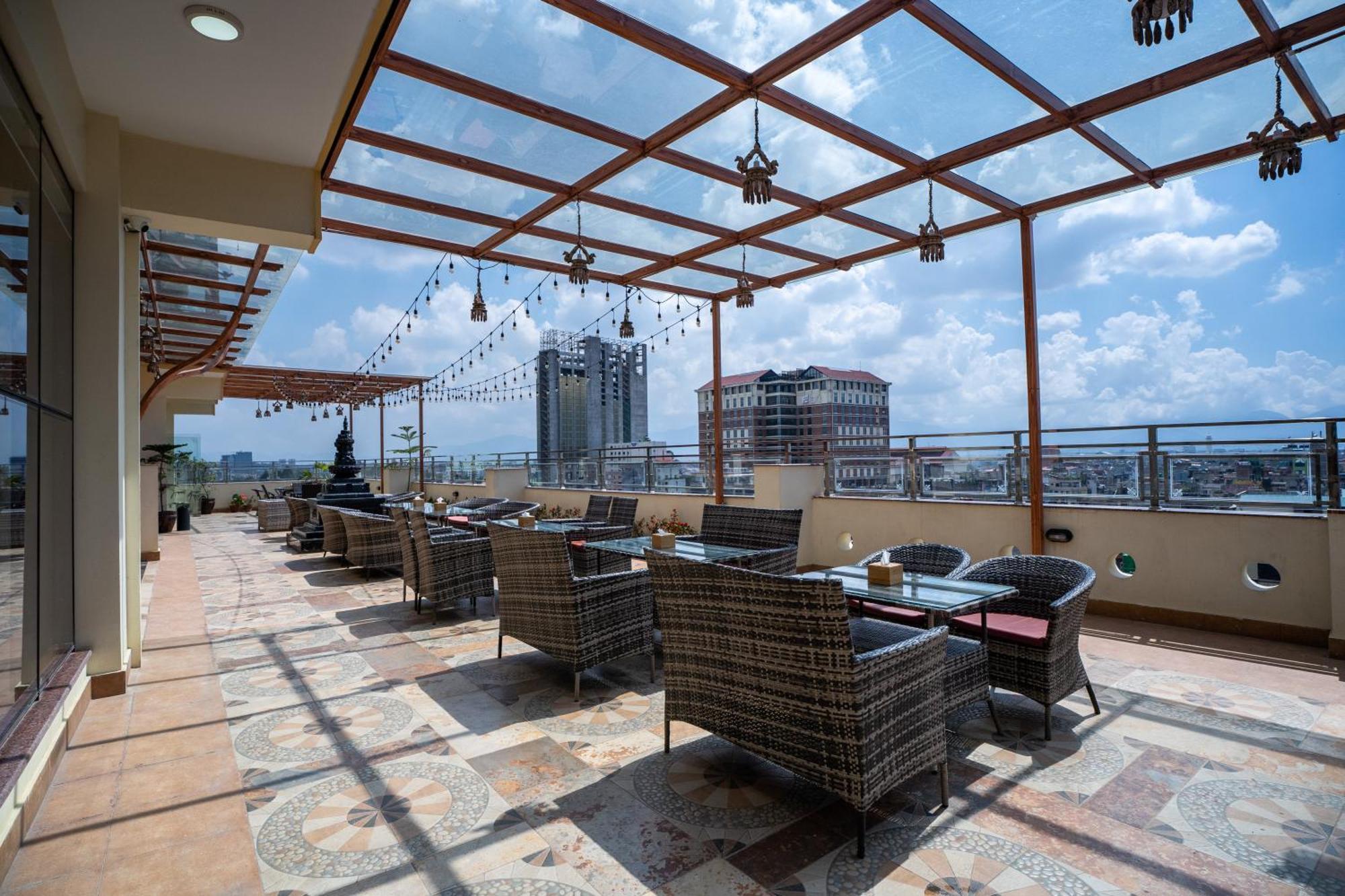Surya Heritage Hotel Катманду Екстер'єр фото
