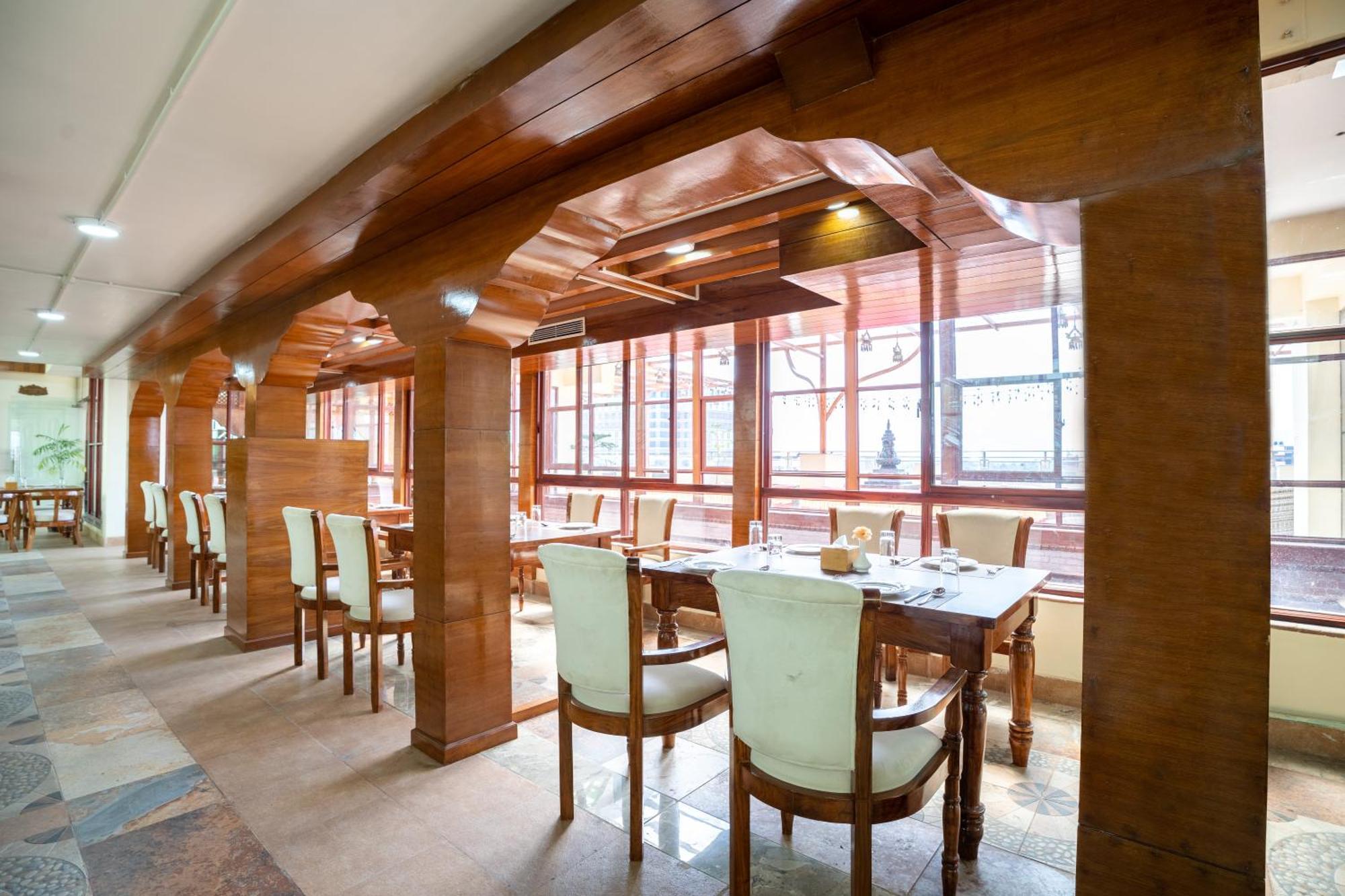 Surya Heritage Hotel Катманду Екстер'єр фото