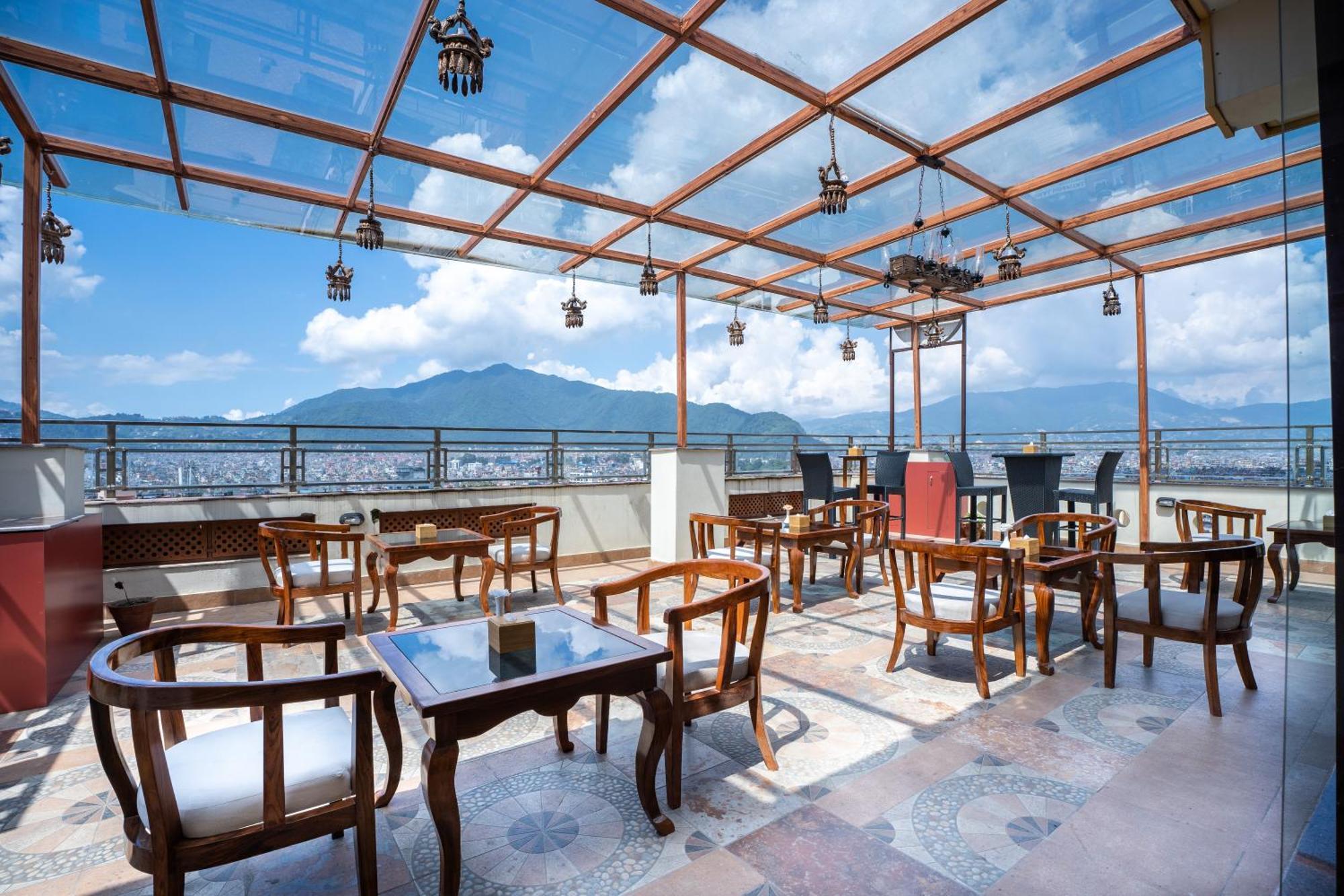 Surya Heritage Hotel Катманду Екстер'єр фото